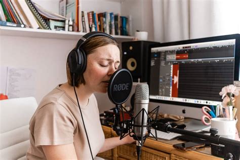 How to Record Music on Your Phone: Why Not Turn Your Kitchen into a Recording Studio?